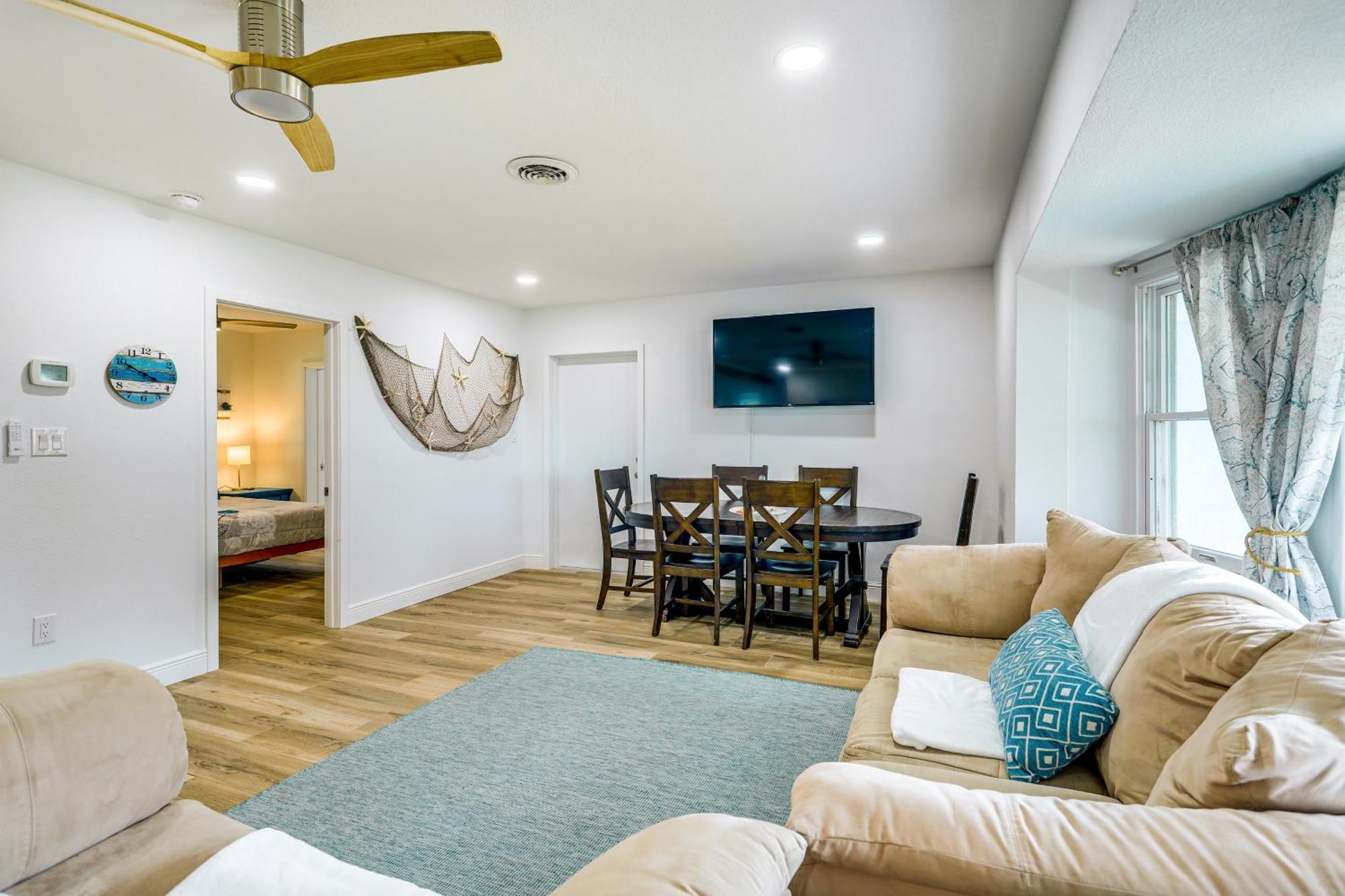 Pet-Friendly Cocoa Beach Home Walk To Beach! Bagian luar foto