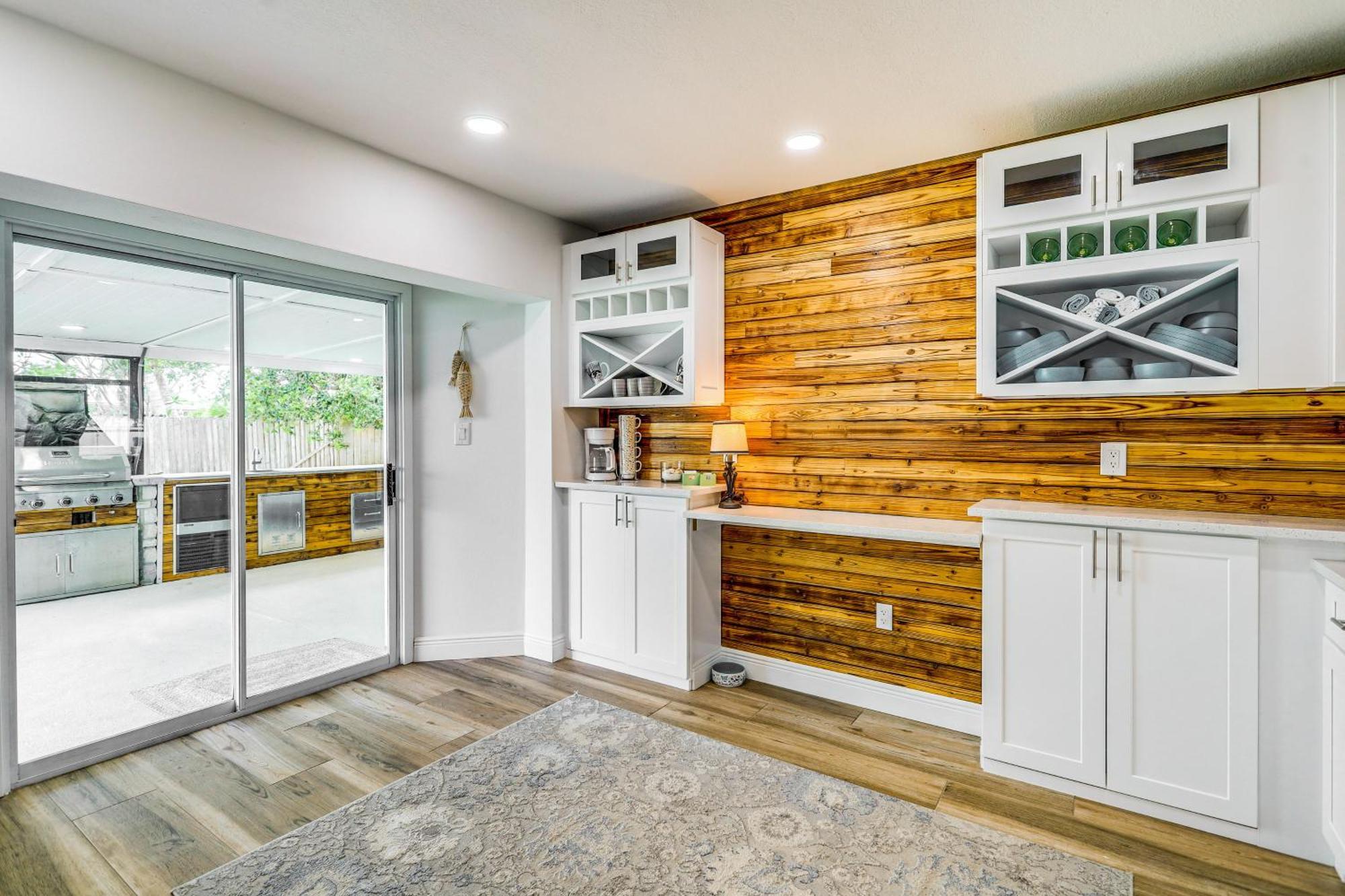Pet-Friendly Cocoa Beach Home Walk To Beach! Bagian luar foto